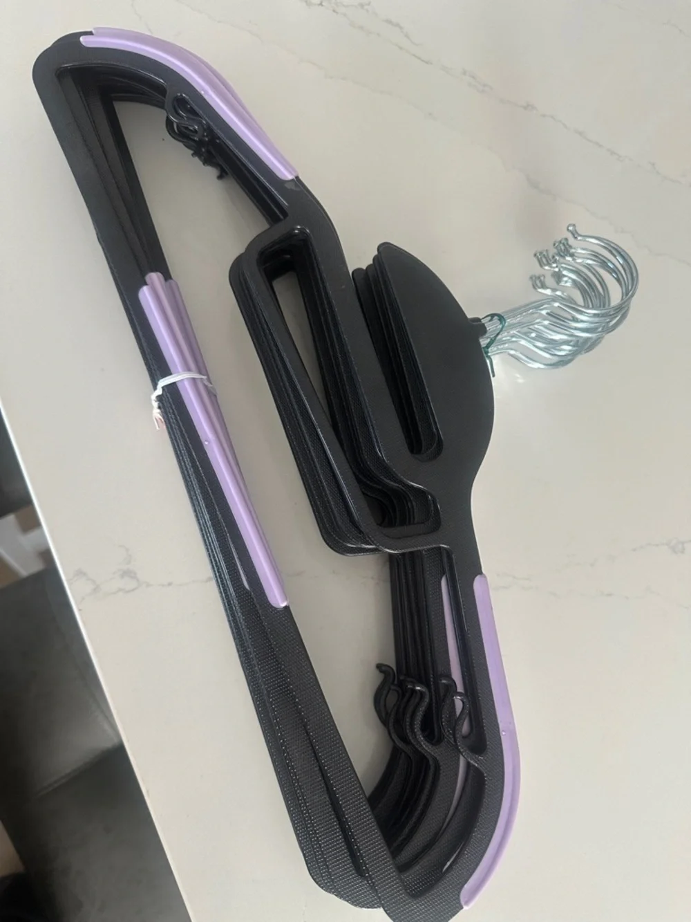 Non-Brand Black and Lavender Non-Slip Plastic Closet Hangers - 12 Pack